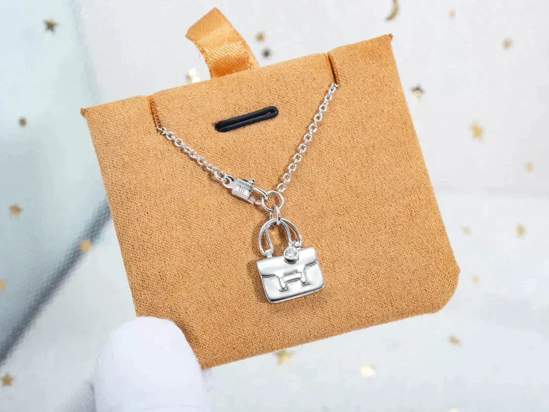 [⭐Mova]AMULETTE PEDANT SILVER NECKLACE
