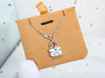 [⭐Mova]AMULETTE PEDANT SILVER NECKLACE