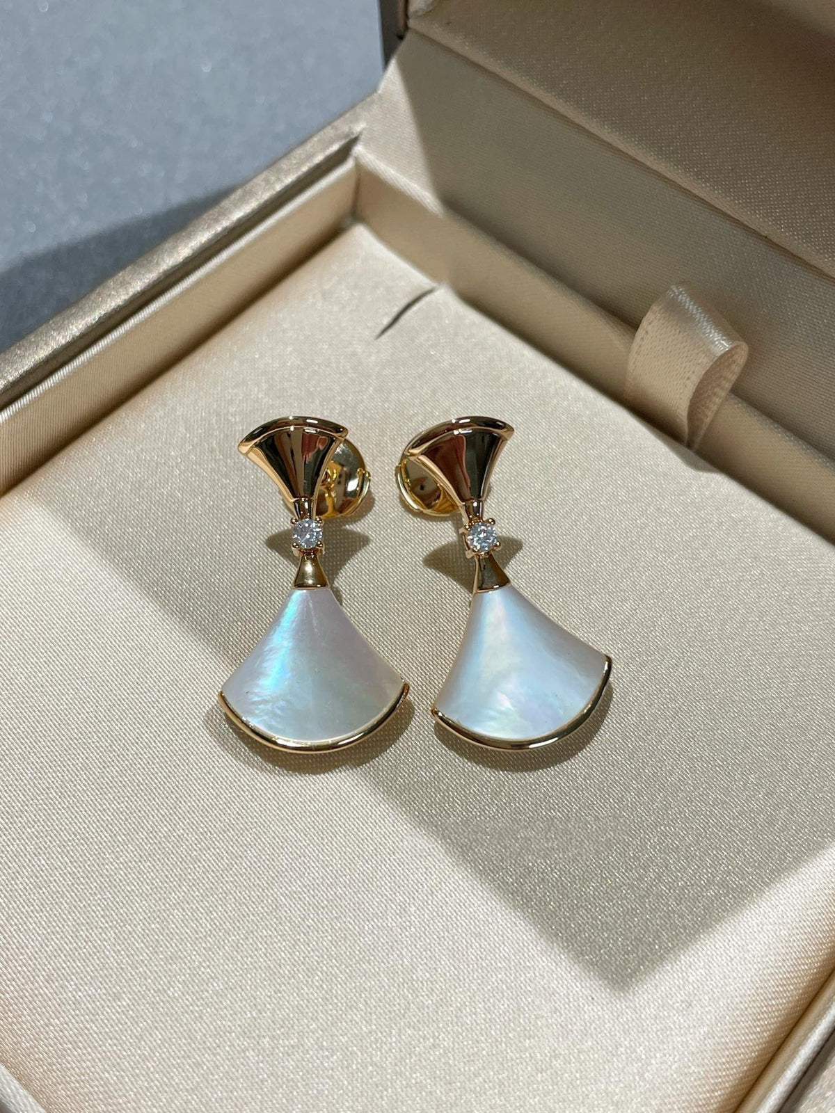 [⭐Mova]DREAM MOP 1 DIAMOND EARRINGS