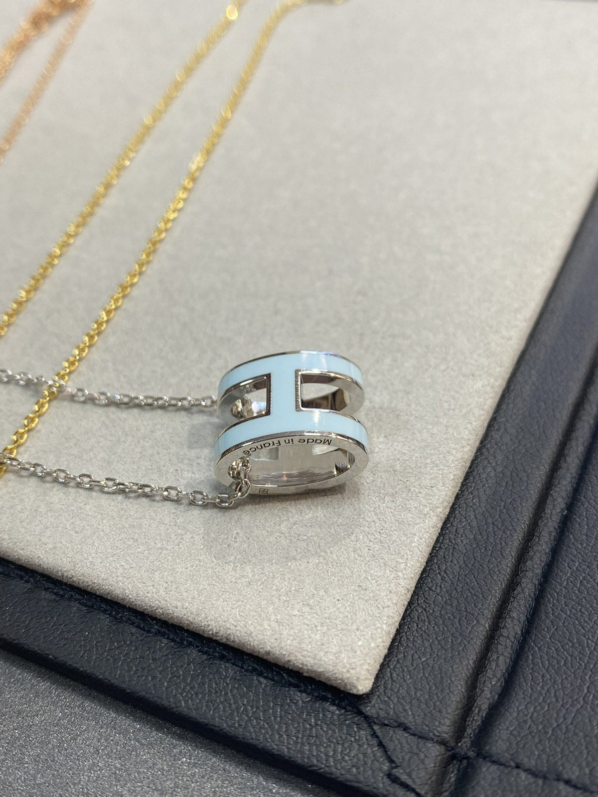 [⭐Mova]POP H LIGHT BLUE NECKLACE