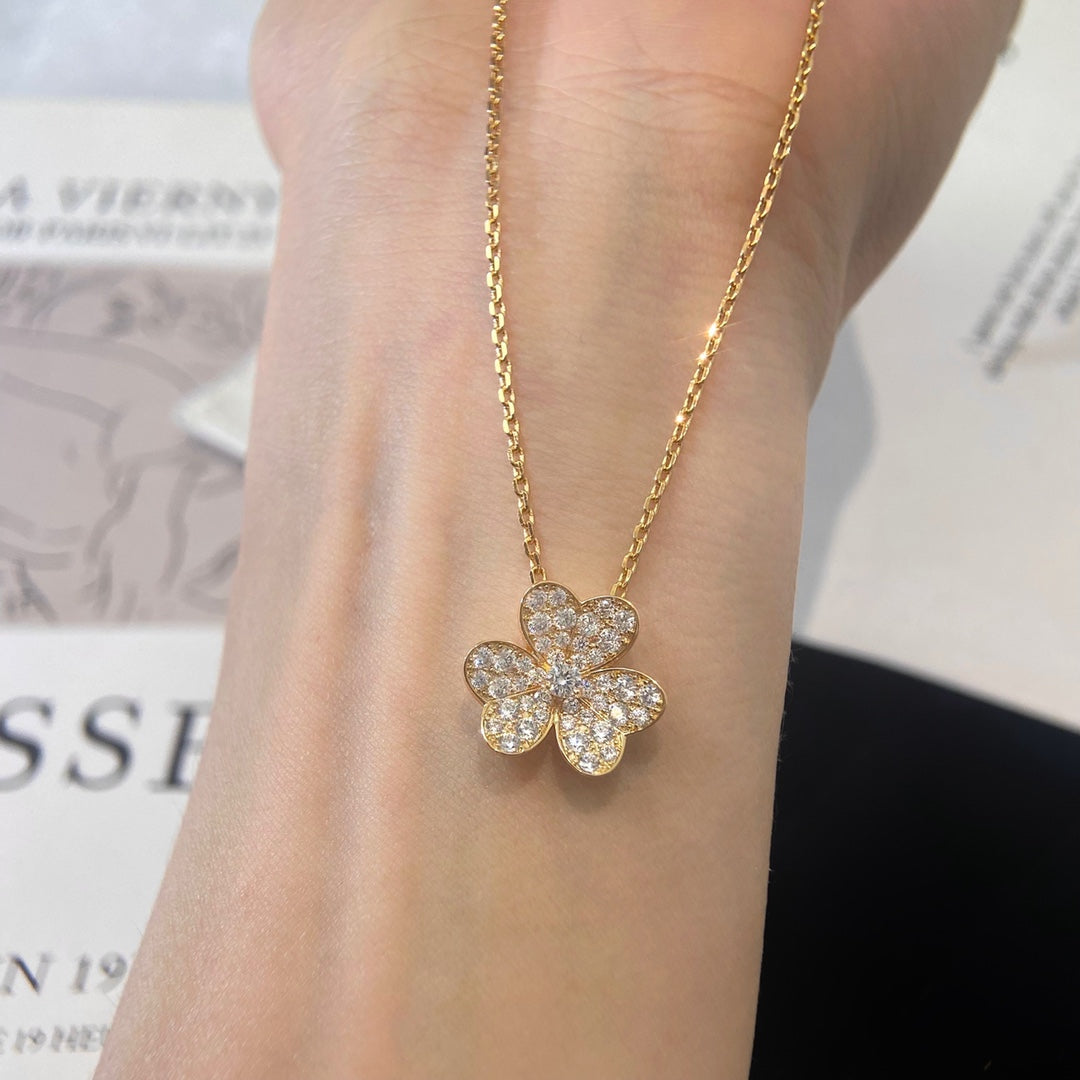 [⭐Mova]FLOWER DIAMOND NECKLACE