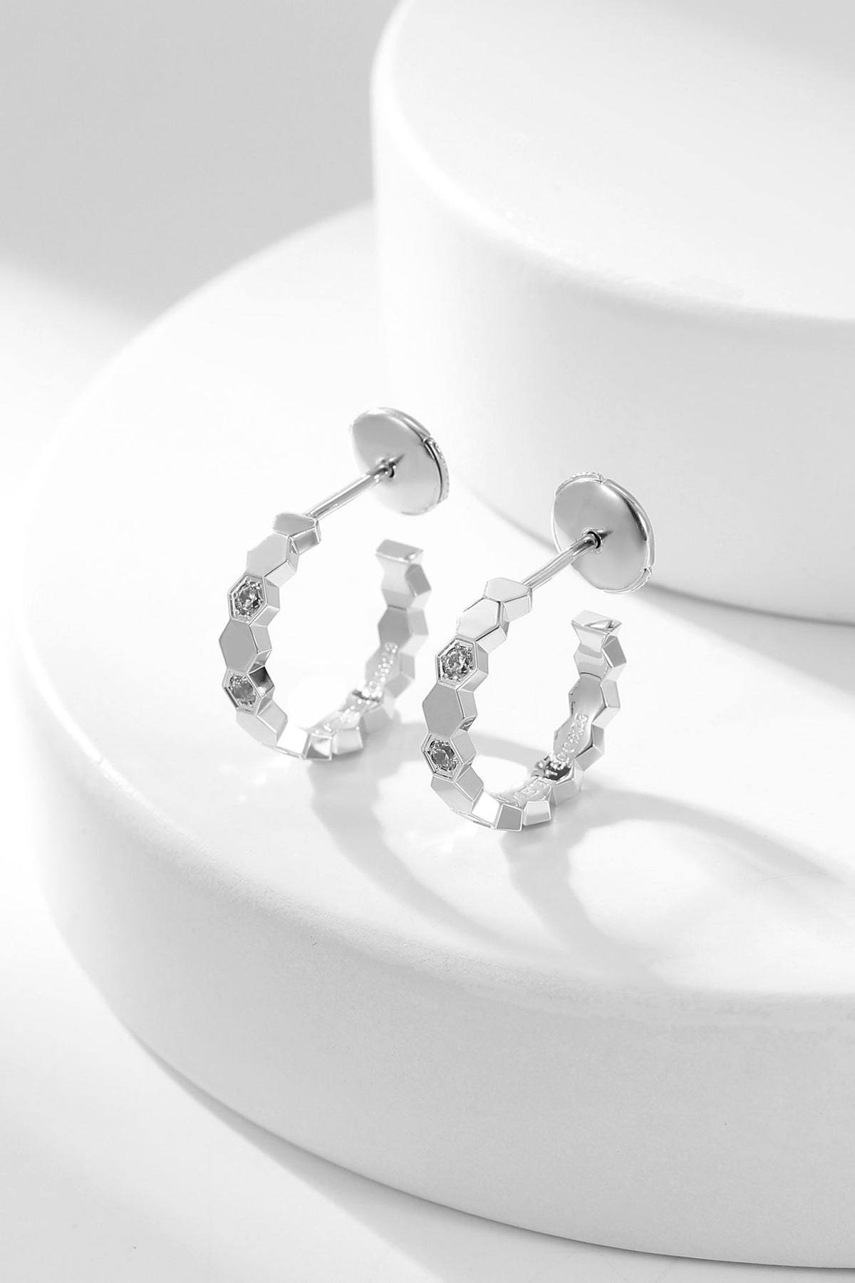 [⭐Mova]BEE LOVE DIAMOND HOOP EARRINGS