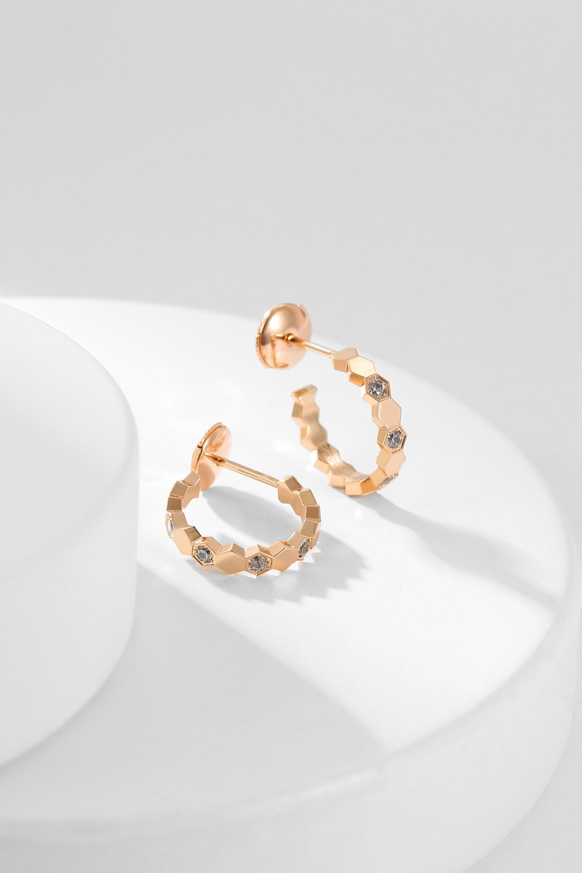 [⭐Mova]BEE LOVE DIAMOND HOOP EARRINGS