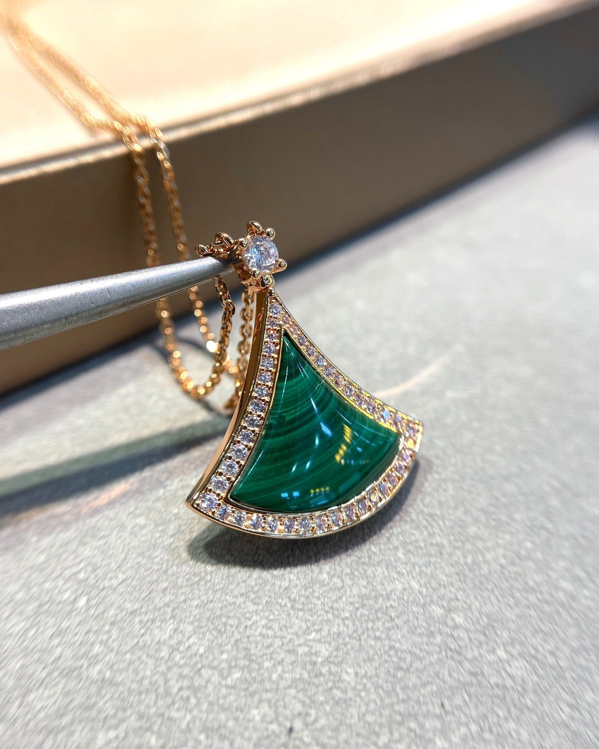 [⭐Mova]DREAM MALACHITE DIAMOND PAVED PINK GOLD NECKLACE