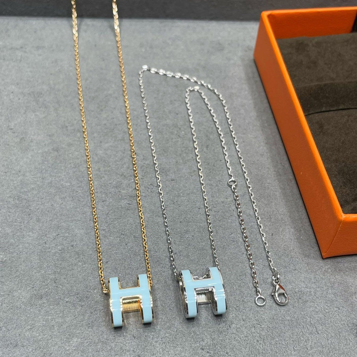 [⭐Mova]POP H SKY BLUE NECKLACE