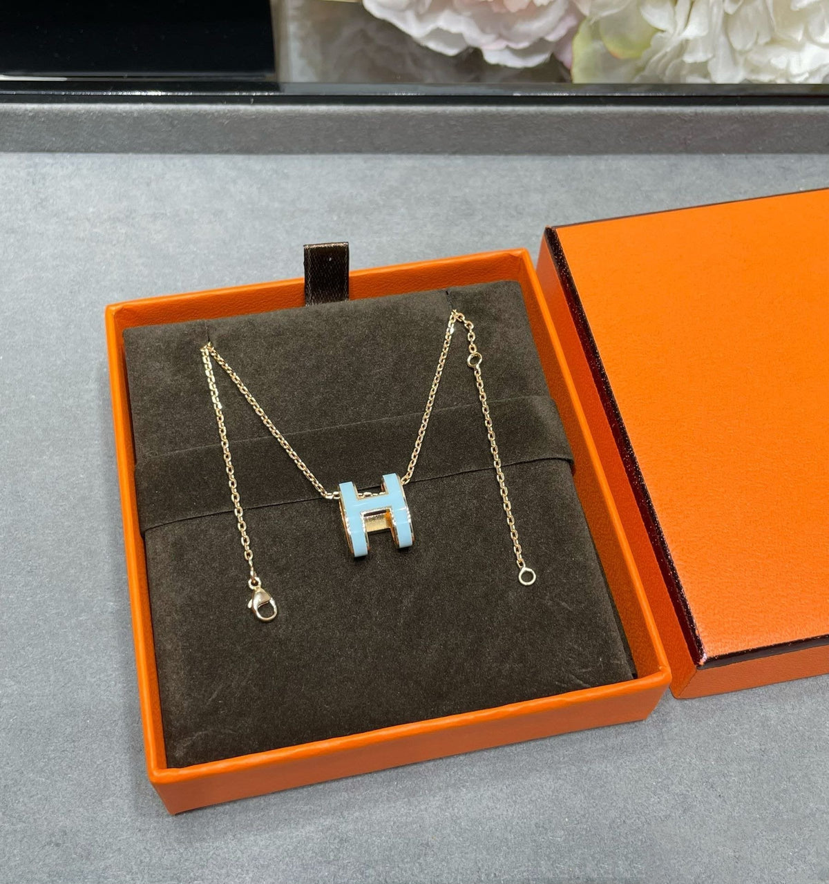 [⭐Mova]POP H SKY BLUE NECKLACE