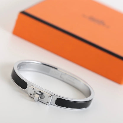 [⭐Mova]HM KELLY BLACK BRACELET