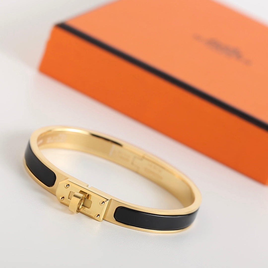 [⭐Mova]HM KELLY BLACK BRACELET