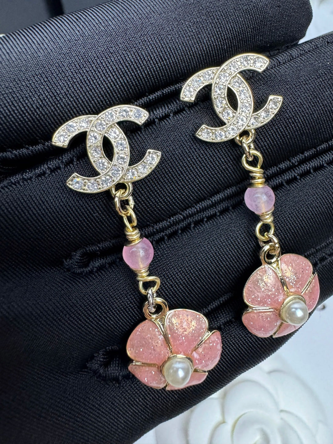 [⭐Mova]26C Pink Camellia Enamel Pendant with Double C Earrings