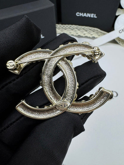 [⭐Mova]26C Pink-White Enamel Ice Cream Cone Double C Brooch