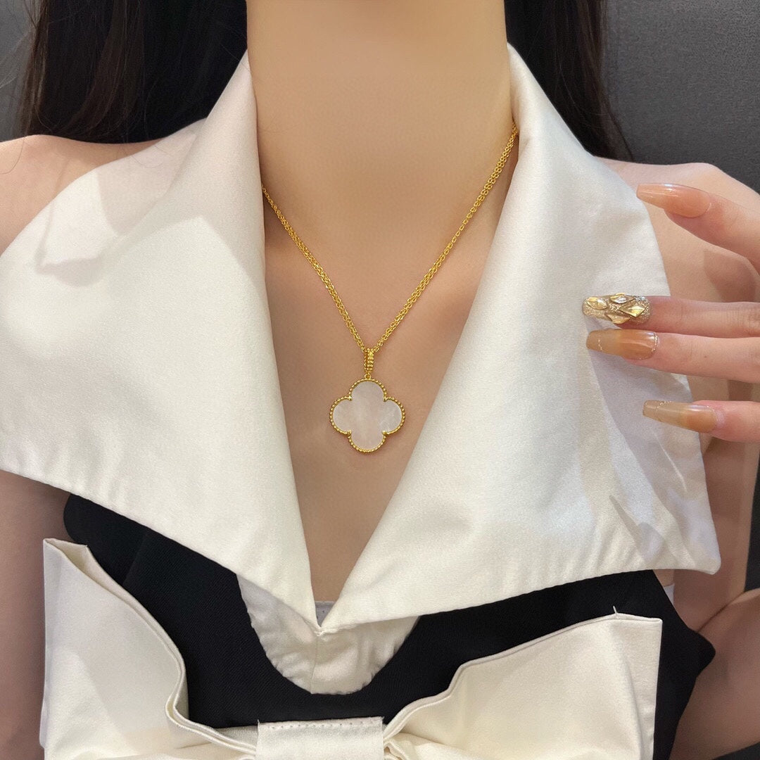[⭐Mova]CLOVER 25MM MOP LARGE PENDANT NECKLACE