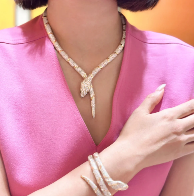 [⭐Mova]HAUTE COUTURE GOLD SERPENTI NECKLACE