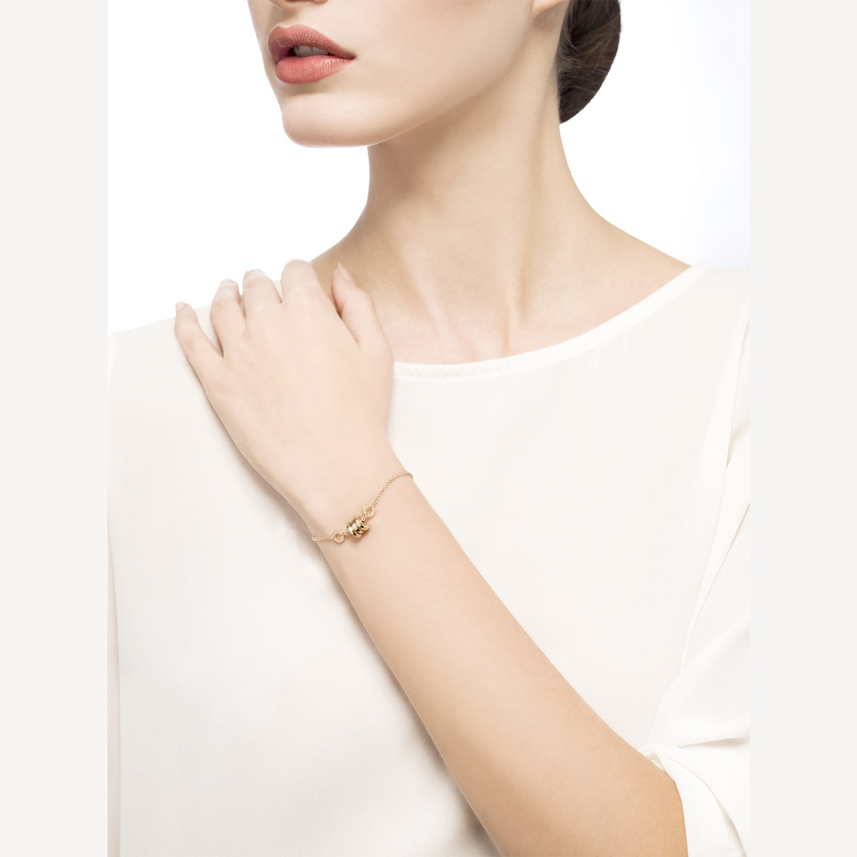 [⭐Mova]ZERO 1 SOFT GOLD BRACELET