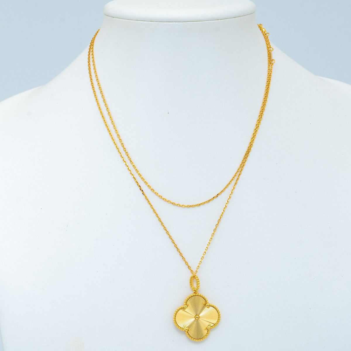 [⭐Mova]CLOVER 25MM PEDANT NECKLACE GOLD