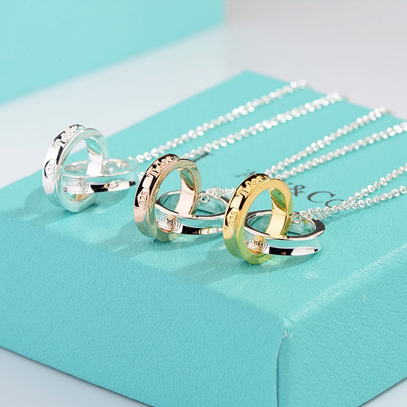 [⭐Mova Jewels]NECKLACE FEMALE DOUBLE RING DOUBLE CIRCLE COUPLE PENDANT
