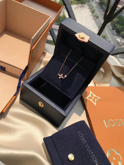 [⭐Mova]BLOSSOM PENDANT PINK GOLD AND DIAMOND