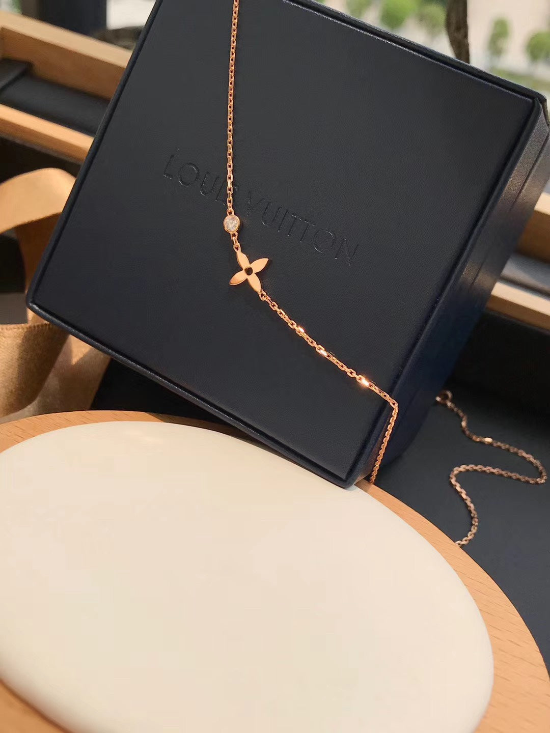 [⭐Mova]BLOSSOM PENDANT PINK GOLD AND DIAMOND