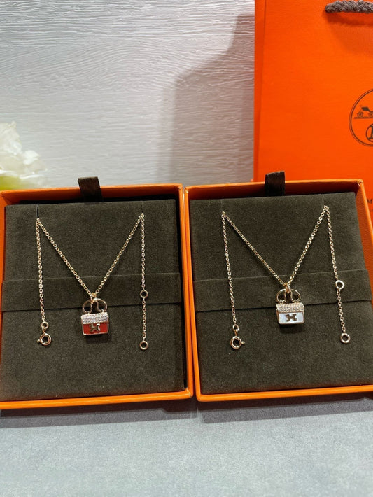 [⭐Mova]H CIRCE MOISSANITE PENDANT NECKLACE GOLD