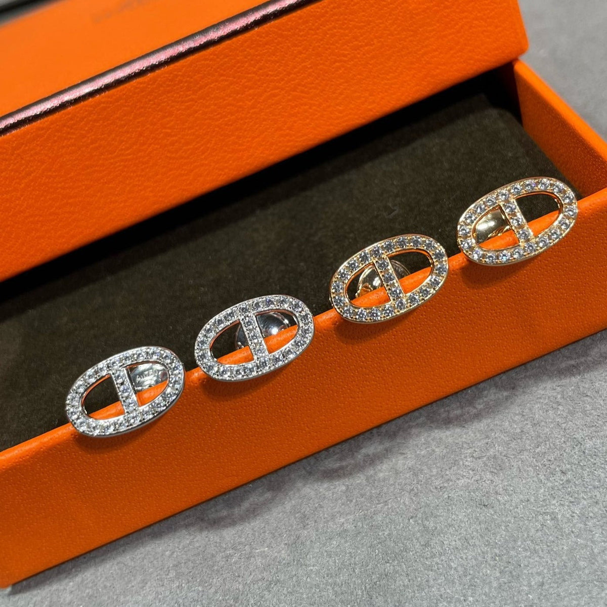 [⭐Mova]HM FULL DIAMOND PIG NOSE STUD EARRINGS
