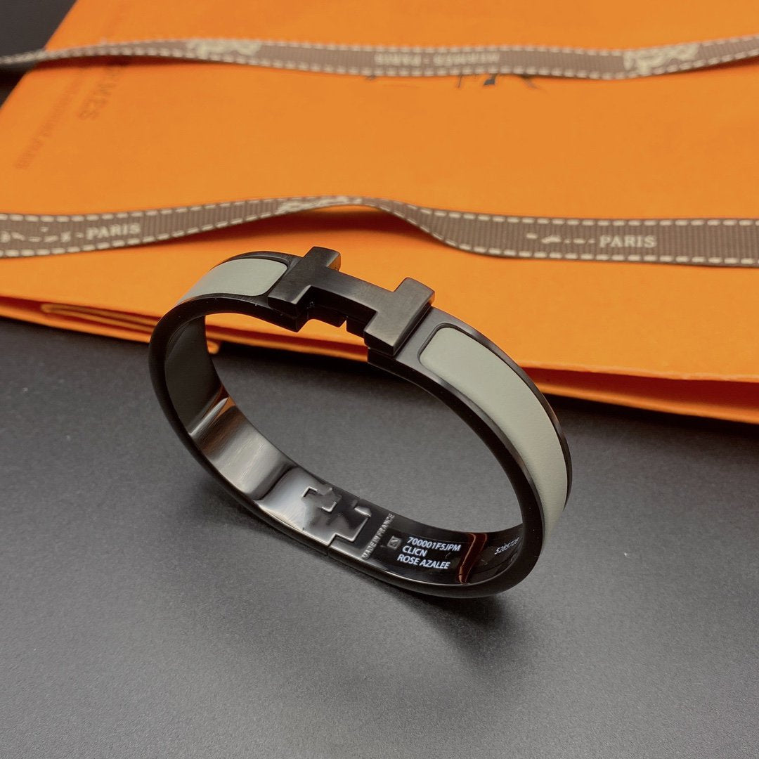 [⭐Mova]CLIC HM SO BLACK GREY BRACELET