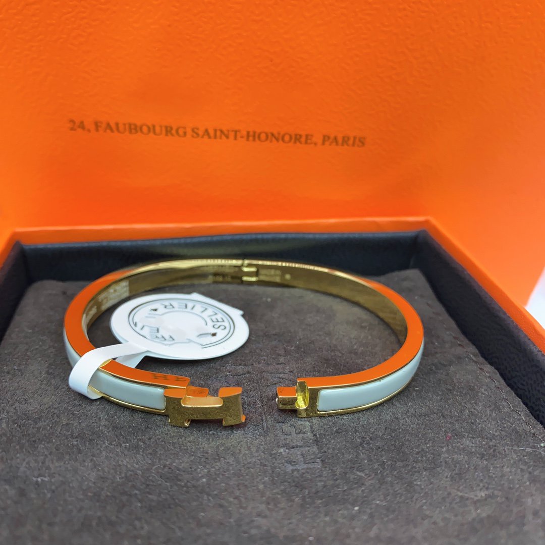 [⭐Mova]CLASSIC HM CLIC GREEN 8MM ENAMEL BRACELET