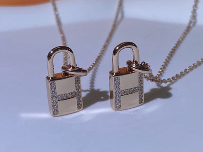 [⭐Mova]HM ADVANCED NICHE LOCK HEAD NECKLACE DIAMONDS