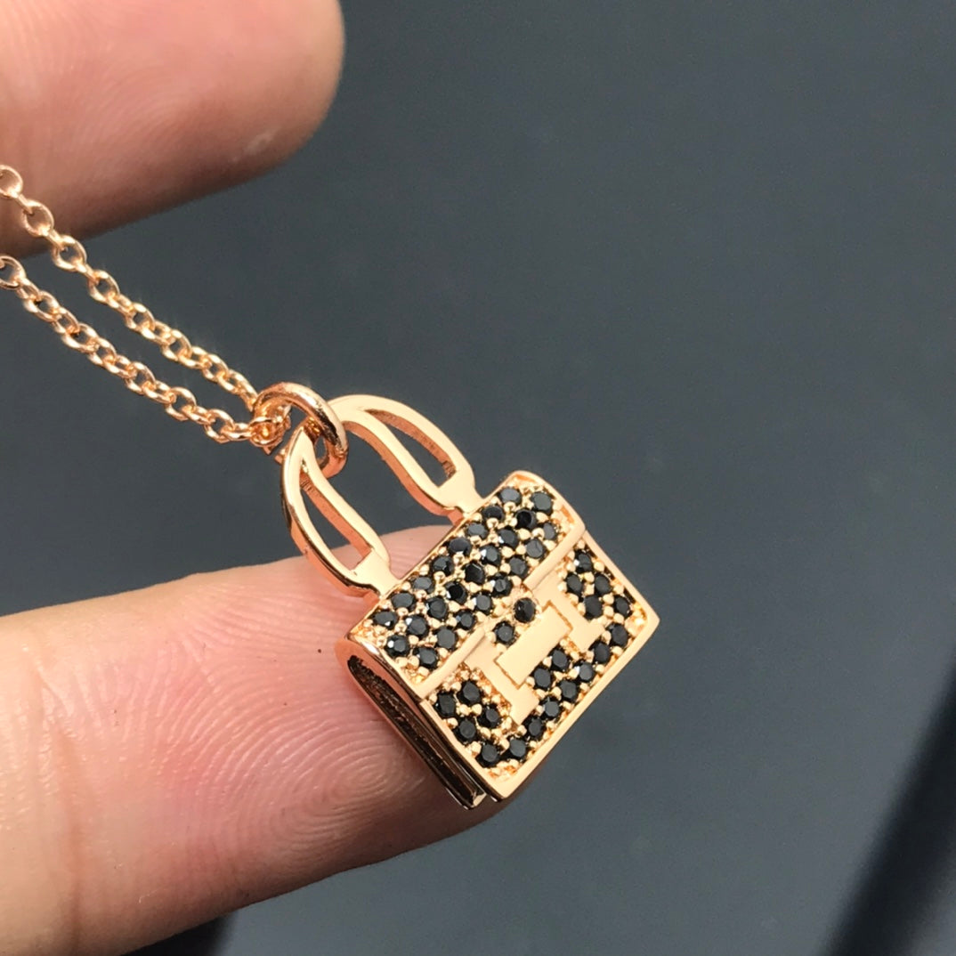 [⭐Mova]HM NECKLACE ARRIVAL BLACK DIAMOND