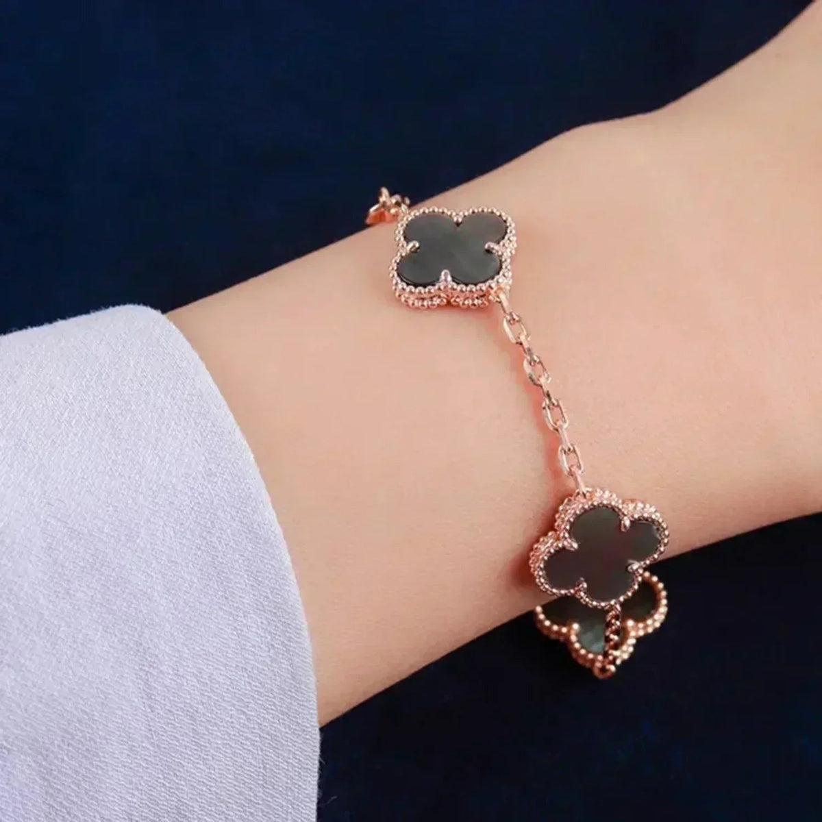 [⭐Mova] CLOVER 5 MOTIF GRAY MOP BRACELET COLLECTION
