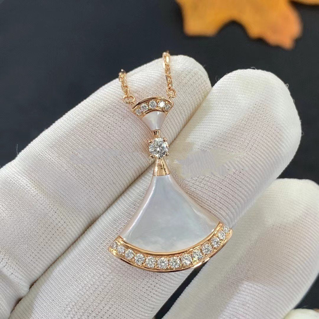 [⭐Mova]DREAM NECKLACE MOP PINK GOLD DIAMOND