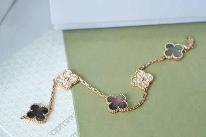 [⭐Mova] CLOVER 5 MOTIF GRAY MOP BRACELET COLLECTION